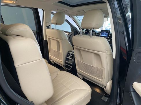 Used 2019 Mercedes-Benz GLS 450 4MATIC w/ Premium 1 Package image 11