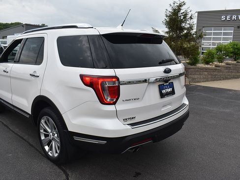 Used 2019 Ford Explorer Limited w/ Ford Safe & Smart Package AWD/4WD image 30