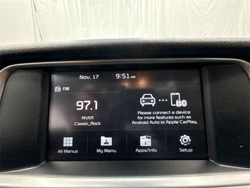 Used 2019 Kia Optima LX image 18
