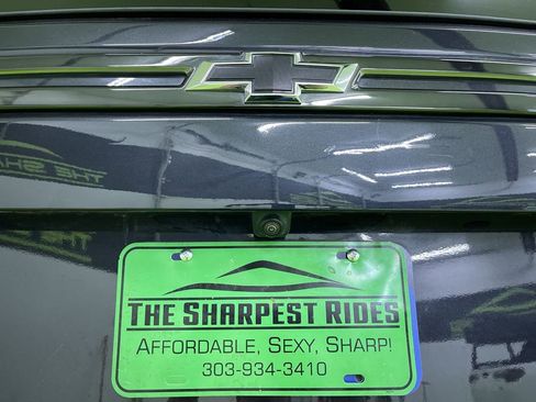 Used 2022 Chevrolet Tahoe Z71 w/ Off-Road Capability Package image 12