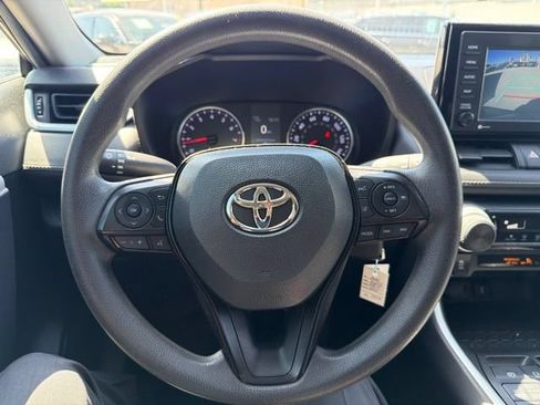 Used 2020 Toyota RAV4 LE w/ Carpet Mat Package FWD image 13