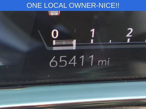 Used 2024 Cadillac Escalade Premium Luxury w/ Performance Package AWD/4WD image 23