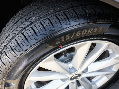 Used 2017 Nissan Rogue Sport SV w/ SV All-Weather Package AWD/4WD image 51