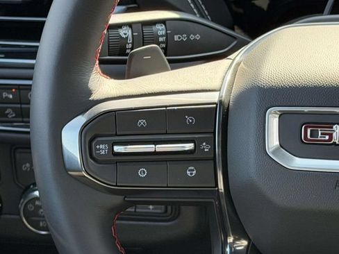 Used 2026 GMC Yukon AT4 Ultimate w/ LPO, Floor Liner Package AWD/4WD image 18