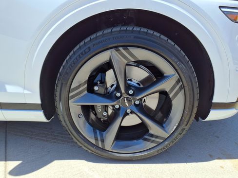 Certified 2026 Genesis GV70 3.5T Sport Prestige AWD/4WD image 9