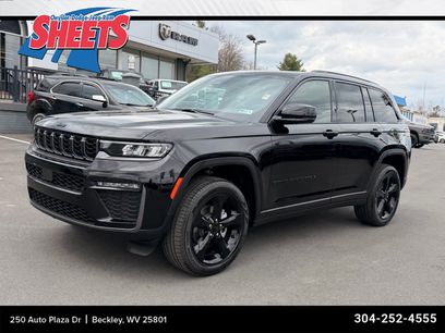 New 2026 Jeep Grand Cherokee Limited w/ Limited Altitude Package