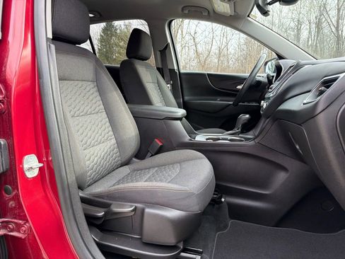 Used 2021 Chevrolet Equinox LT image 29