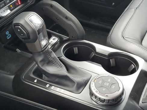 New 2025 Ford Bronco Big Bend w/ Black Diamond Package image 19