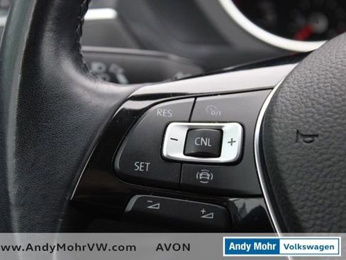 Used 2019 Volkswagen Tiguan SE image 31