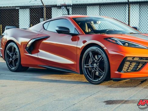 Used 2020 Chevrolet Corvette Stingray Premium Cpe w/ 3LT Preferred Equipment Group image 69