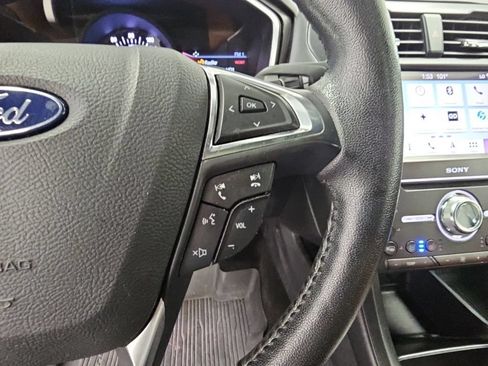 Used 2019 Ford Fusion Titanium AWD/4WD image 25