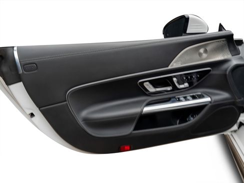 Used 2023 Mercedes-Benz SL 55 AMG AMG SL 55 image 63