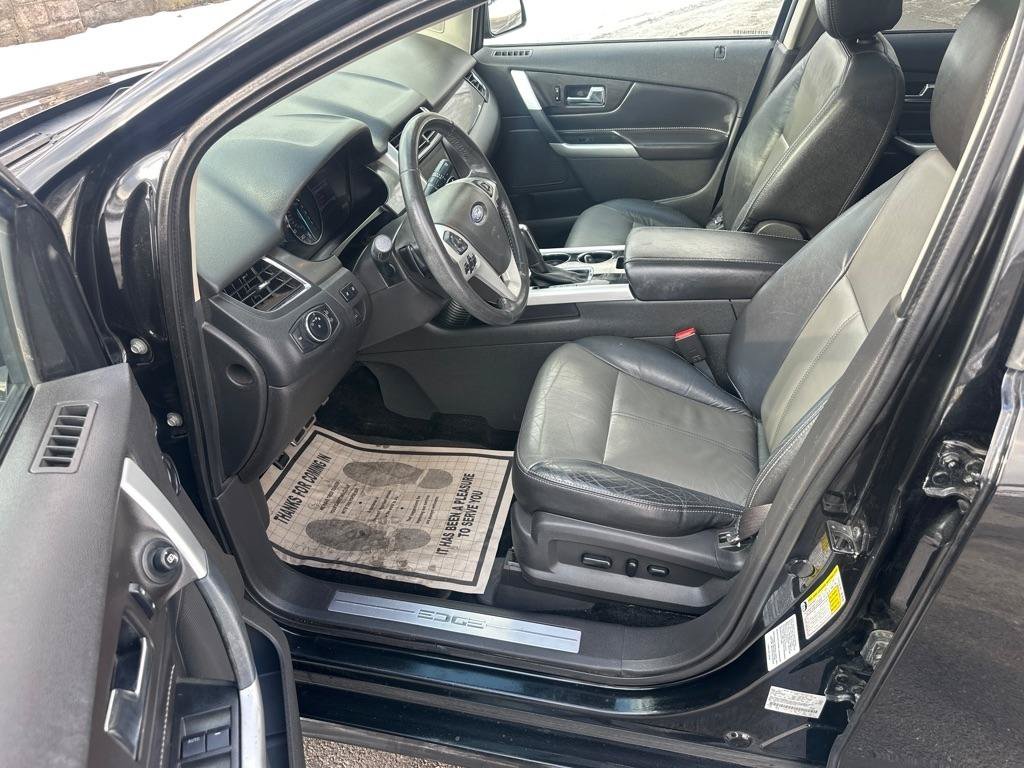Used 2013 Ford Edge Sport w/ Driver Entry Pkg AWD/4WD image 32