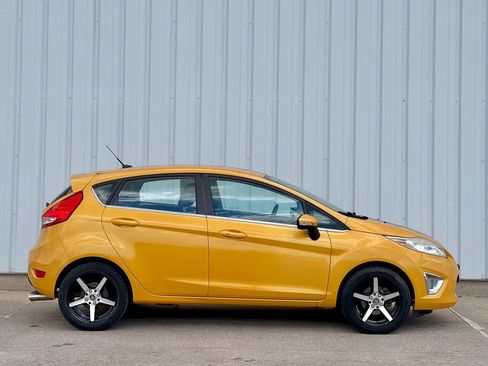 Used 2011 Ford Fiesta SES w/ 301A Rapid Spec Order Code FWD image 7