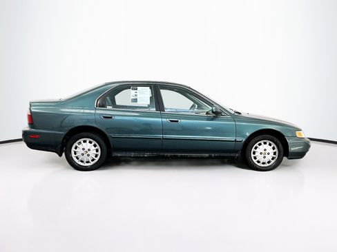 Used 1996 Honda Accord EX image 10