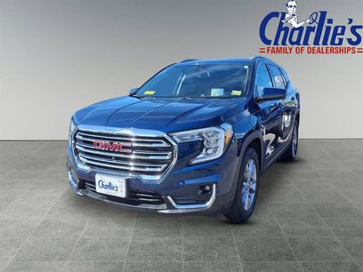 Used 2022 GMC Terrain SLT w/ Tech Package