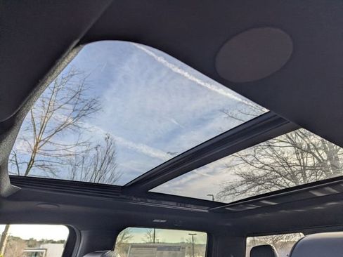 New 2026 Ford F350 Platinum w/ Tremor Off-Road Package image 21