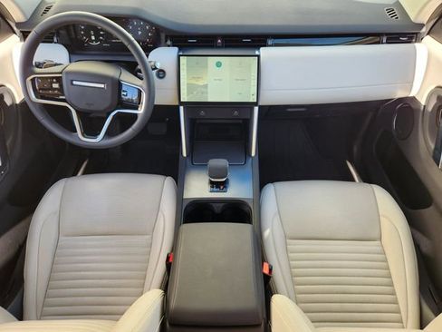 Used 2025 Land Rover Discovery Sport S image 25