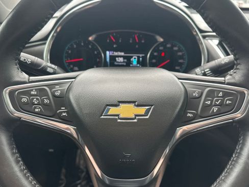 Used 2017 Chevrolet Malibu Premier w/ Premier Sun and Wheel Package FWD image 23