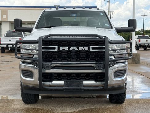 Used 2021 RAM 2500 Tradesman w/ Chrome Appearance Group AWD/4WD image 9
