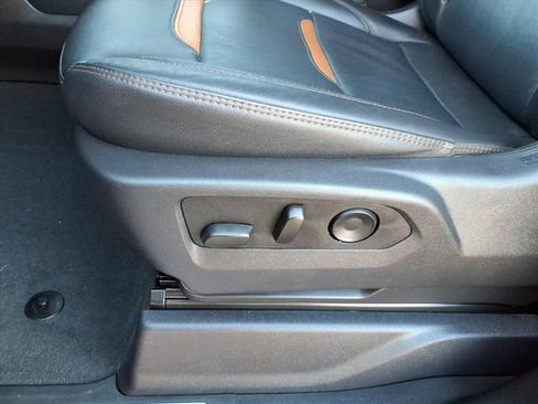 Used 2024 GMC Sierra 1500 AT4 w/ Technology Package image 14