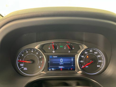 Used 2023 GMC Acadia SLE w/ Driver Convenience Package image 20