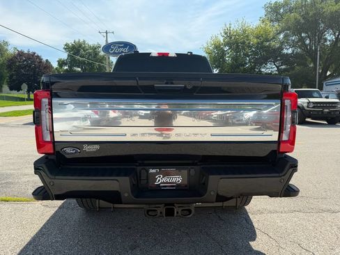 Used 2024 Ford F350 Platinum w/ FX4 Off-Road Package AWD/4WD image 6