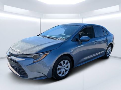 Used 2023 Toyota Corolla LE FWD image 7