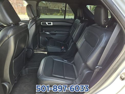 Used 2020 Ford Explorer XLT w/ Equipment Group 202A AWD/4WD image 11