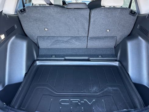 Used 2025 Honda CR-V LX image 14