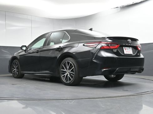 Certified 2023 Toyota Camry SE image 28