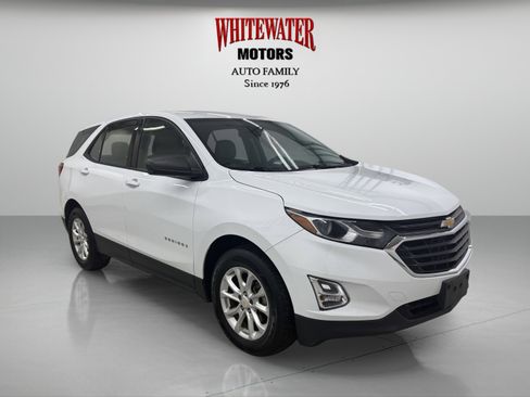 Used 2018 Chevrolet Equinox LS image 5