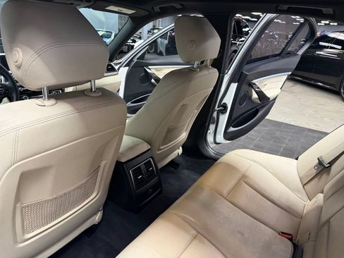 Used 2017 BMW 330i Sedan RWD image 38