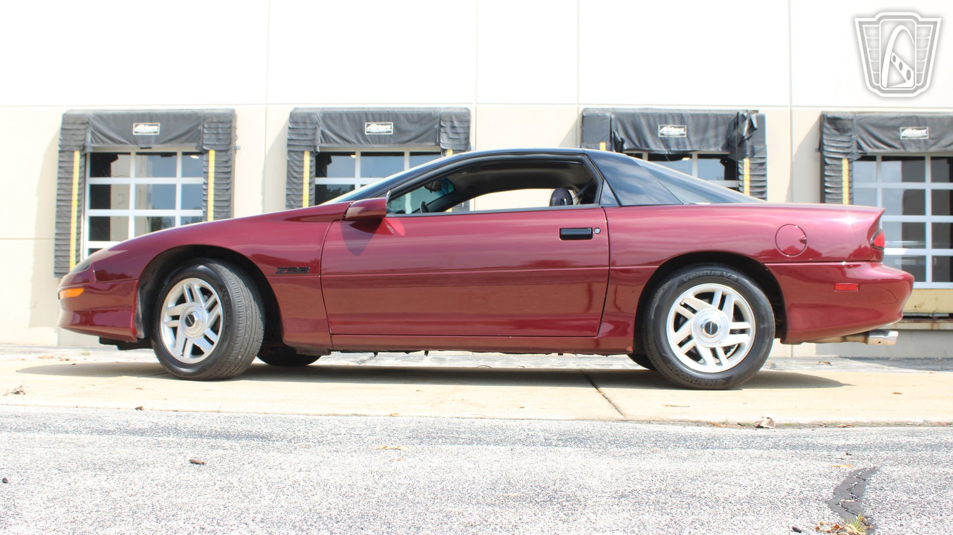 Used 1995 Chevrolet Camaro Z28 RWD image 24
