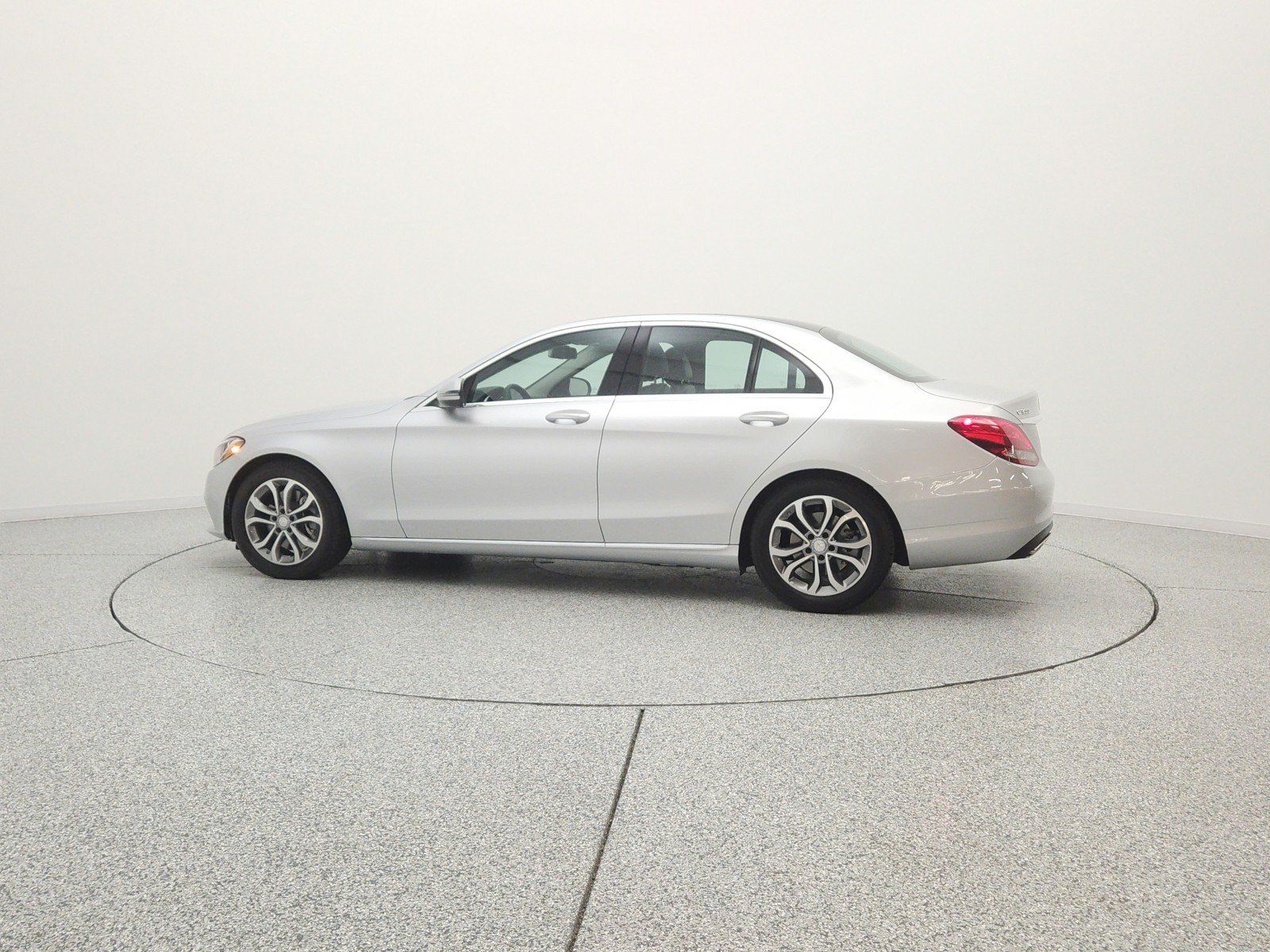 Used 2017 Mercedes-Benz C 300 Sedan image 8