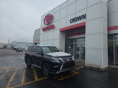 Used 2022 Lexus GX 460 Premium w/ Accessory Package image 1