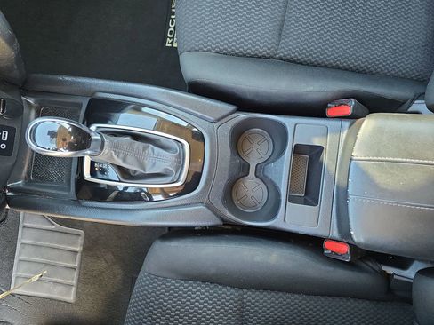Used 2022 Nissan Rogue Sport S FWD image 25