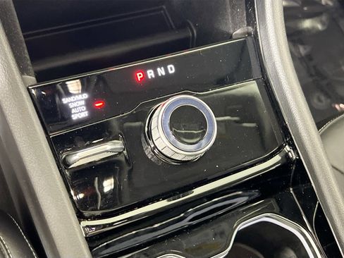 Used 2022 Jeep Grand Cherokee L Limited image 17