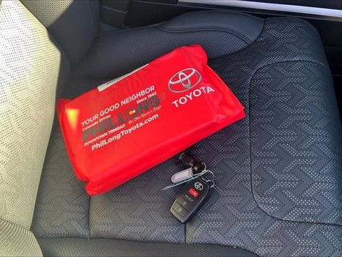 Used 2024 Toyota Sequoia SR5 image 11