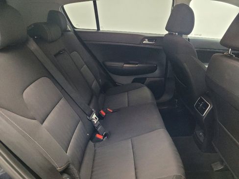 Used 2021 Kia Sportage LX image 19