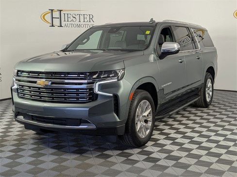 Certified 2023 Chevrolet Suburban Premier image 4