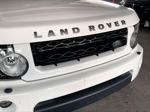 Used 2011 Land Rover LR4 HSE image 29