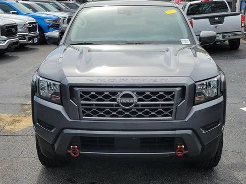Used 2024 Nissan Frontier SV RWD image 2
