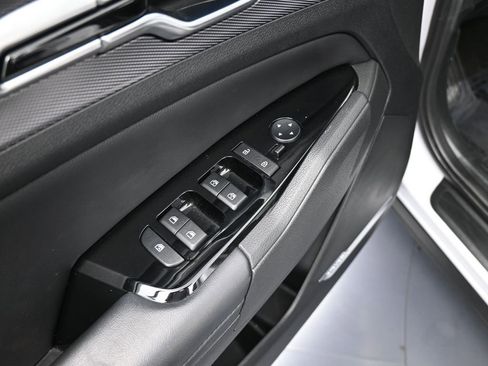 Used 2023 Kia Sportage SX image 14