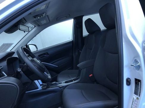 Certified 2023 Toyota Corolla Cross LE AWD/4WD image 18