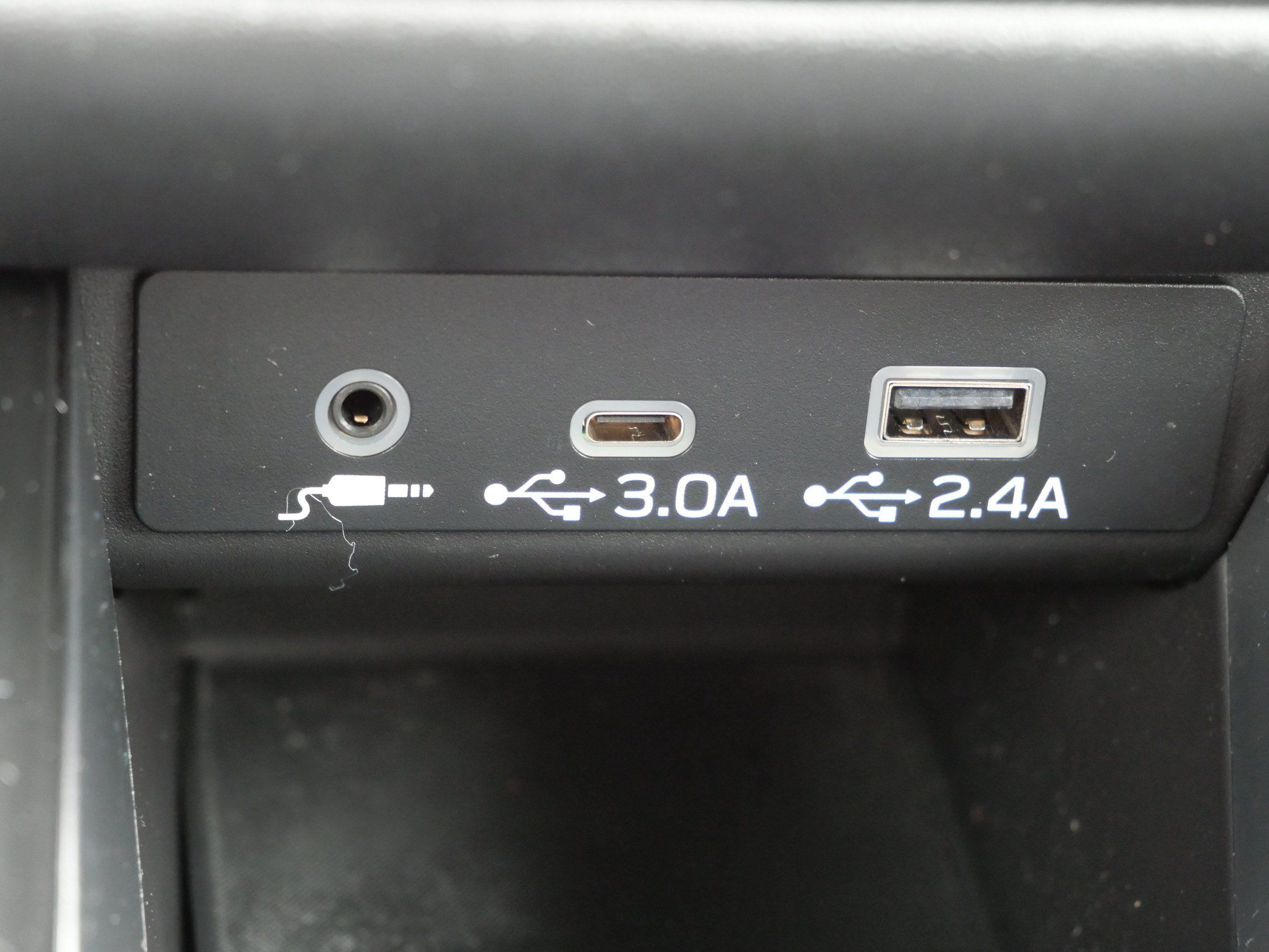 Used 2023 Subaru Outback Premium AWD/4WD image 32