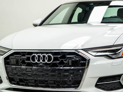 Used 2024 Audi A6 Premium Plus image 2