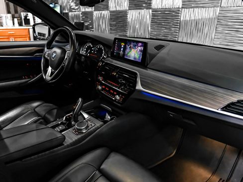 Used 2019 BMW 540i xDrive AWD/4WD image 15