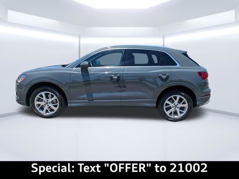 Certified 2024 Audi Q3 2.0T Premium AWD/4WD image 7