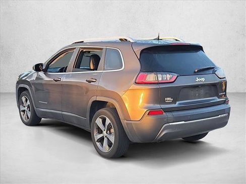 Used 2019 Jeep Cherokee Limited FWD image 7